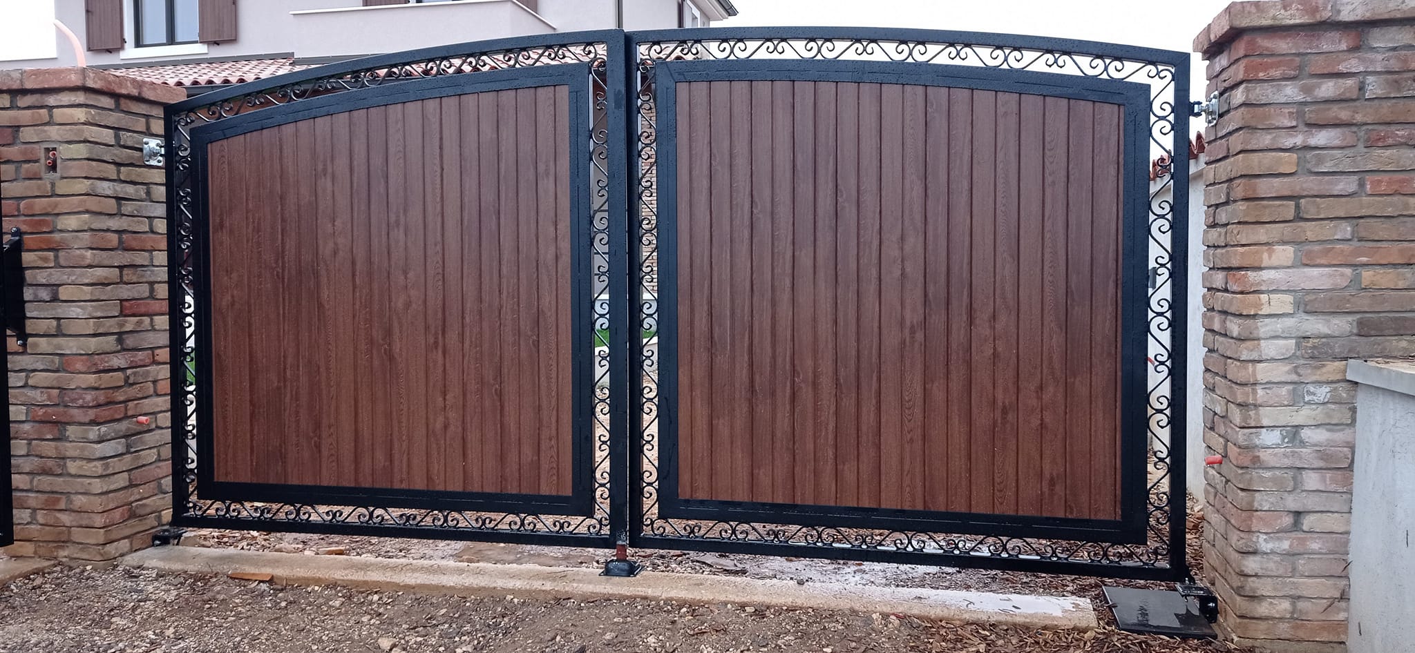 Portuni i Ulazna Vrata